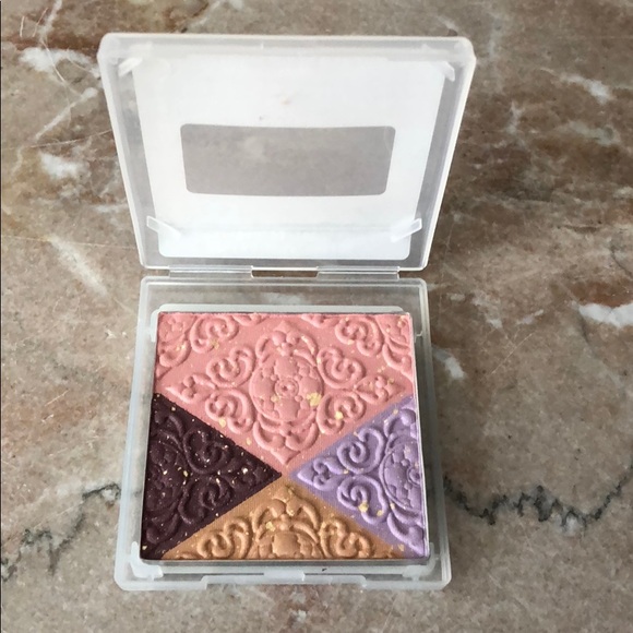 NIB Mary Kay Splendid Filigree Eye & Cheek Powder - Picture 2 of 3